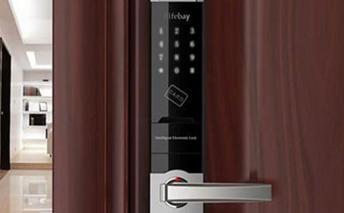 西安配遙控汽車(chē)鑰匙多少錢(qián)